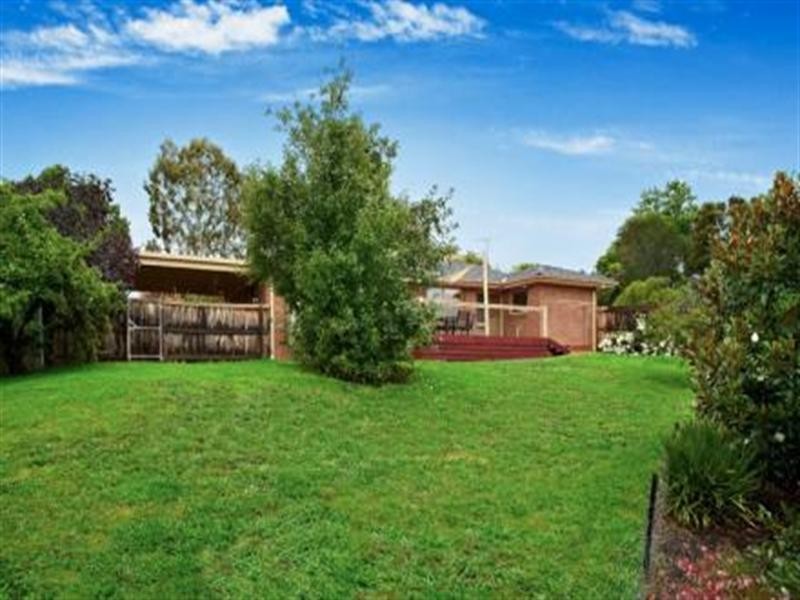15 Rosco Drive, Templestowe VIC 3106
