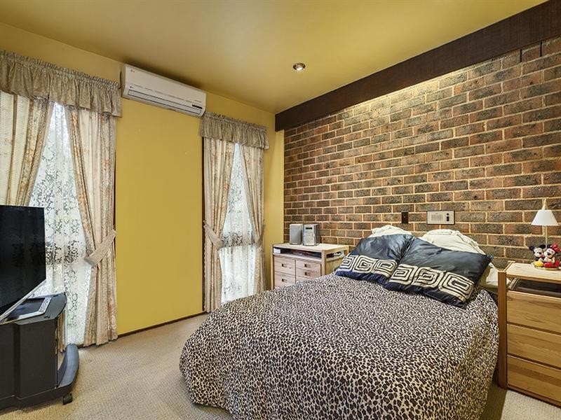 2 The Nook, Doncaster East VIC 3109