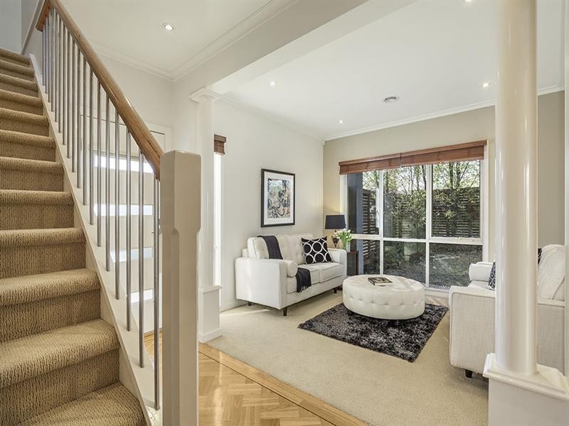 1/300 Manningham Road, Templestowe Lower VIC 3107