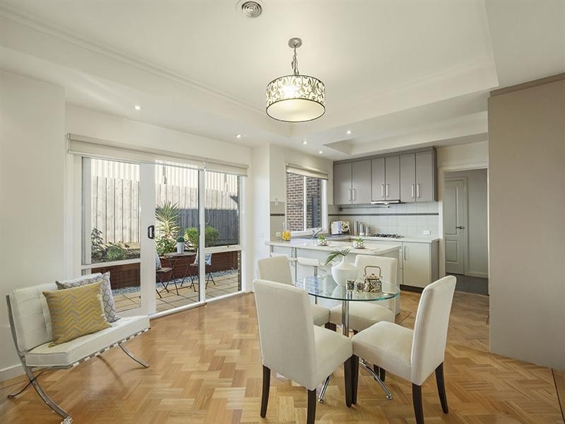 1/300 Manningham Road, Templestowe Lower VIC 3107