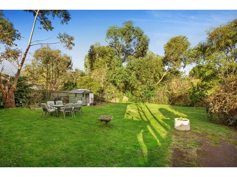 70 Russell Crescent, Doncaster East VIC 3109