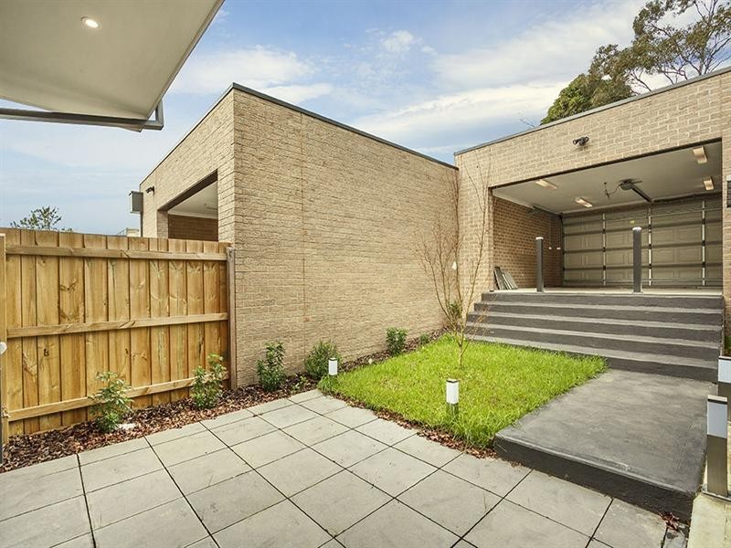 38, 38A and 38B Templestowe Road, Bulleen VIC 3105