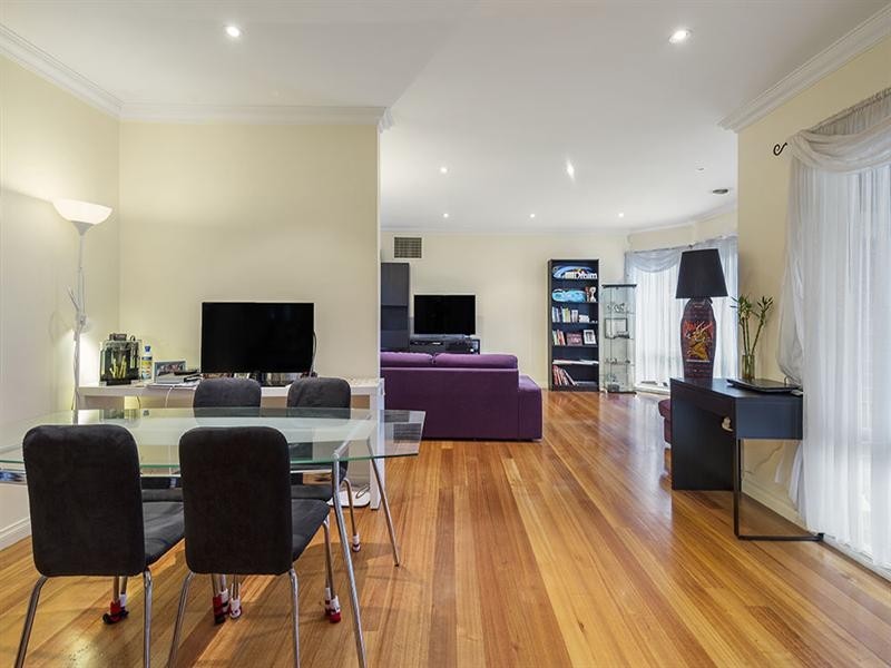 2/1064 Doncaster Road, Doncaster East VIC 3109