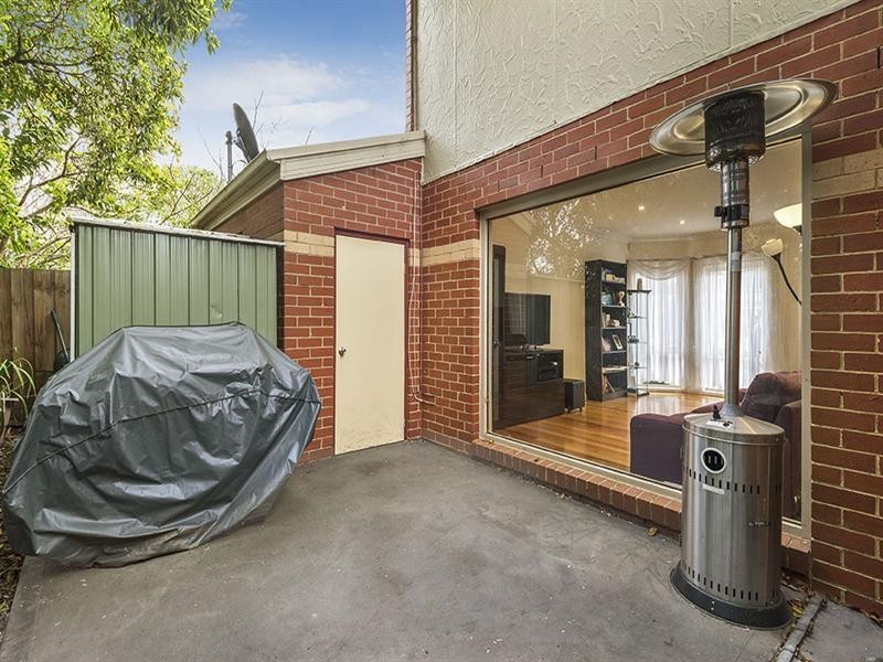 2/1064 Doncaster Road, Doncaster East VIC 3109