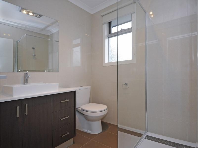 1/37 Pine Street, Reservoir VIC 3073