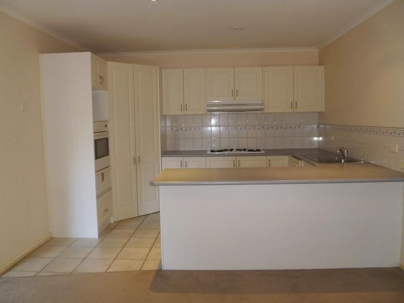 2/15-19 Laurie Road, Doncaster East VIC 3109