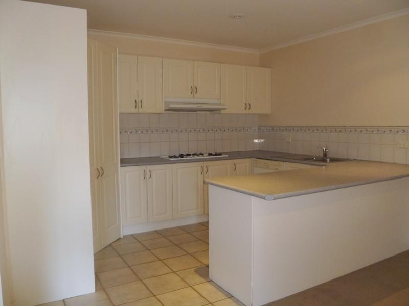 2/15-19 Laurie Road, Doncaster East VIC 3109