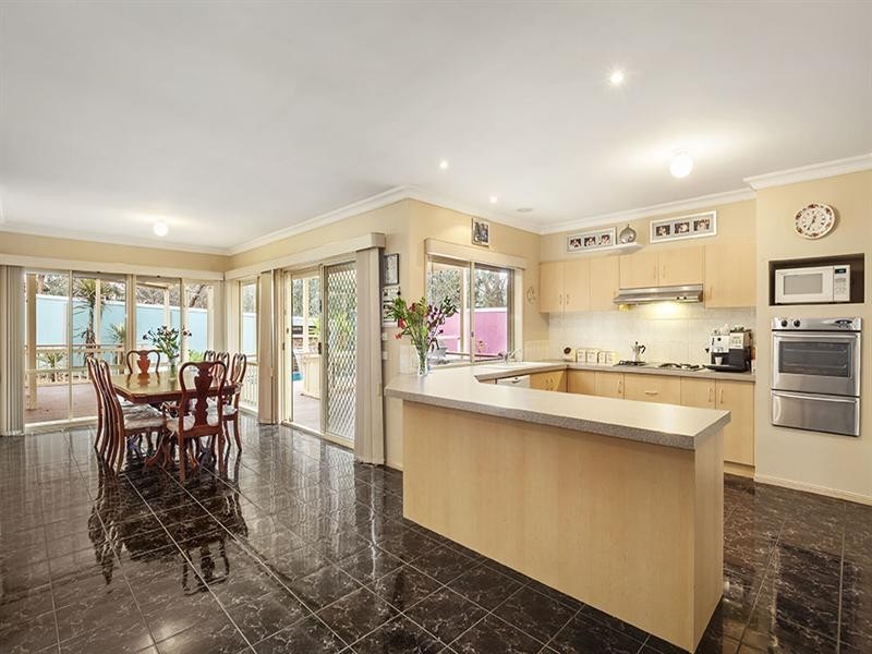 64 Margot Avenue, Doncaster VIC 3108