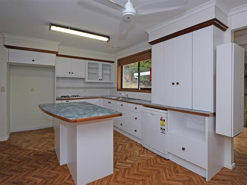 5 Ashburton Drive, Mitcham VIC 3132