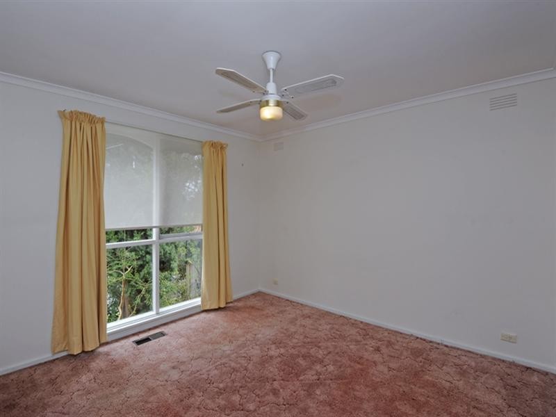 5 Ashburton Drive, Mitcham VIC 3132