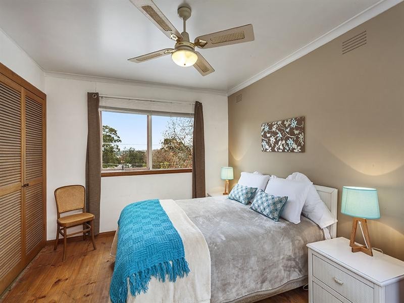27 Anthony Avenue, Doncaster VIC 3108