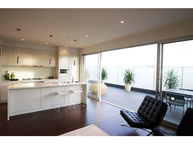 408/7 Red Hill Terrace, Doncaster East VIC 3109