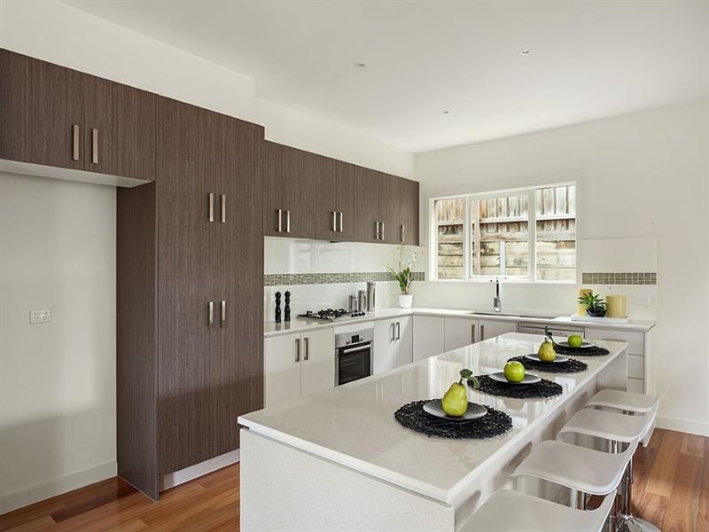 2/15 Lisbeth Avenue, Donvale VIC 3111