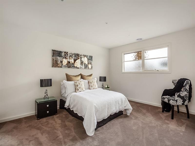 2/15 Lisbeth Avenue, Donvale VIC 3111