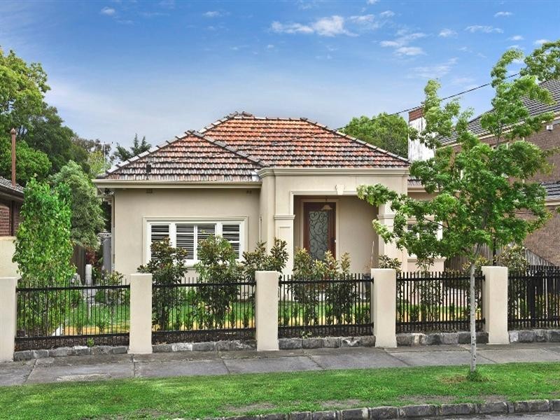 12 Macedon Avenue, Balwyn North VIC 3104