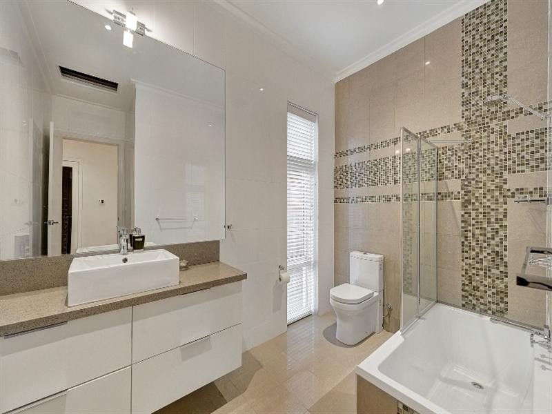 12 Macedon Avenue, Balwyn North VIC 3104