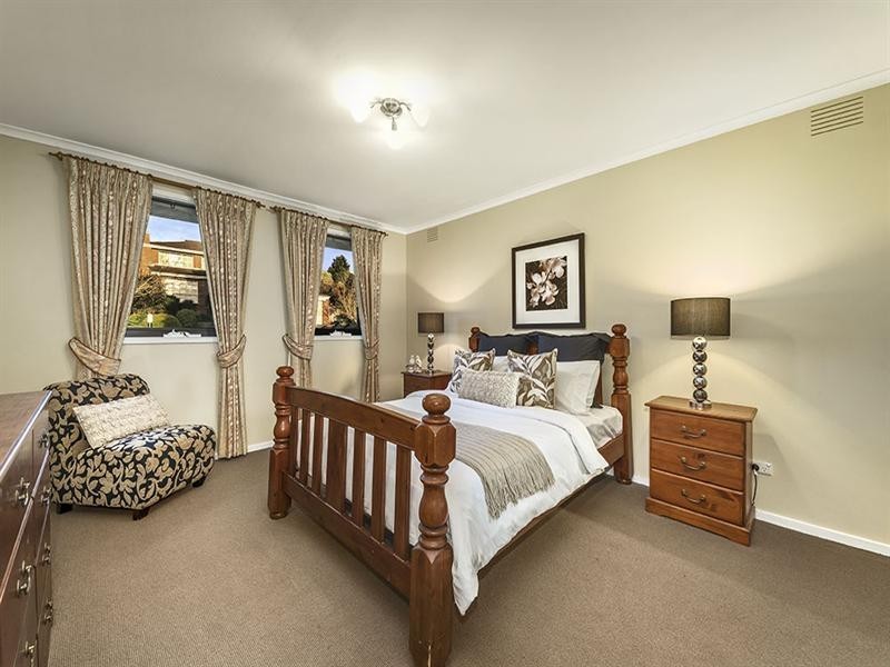 19 Jacobena Place, Templestowe VIC 3106