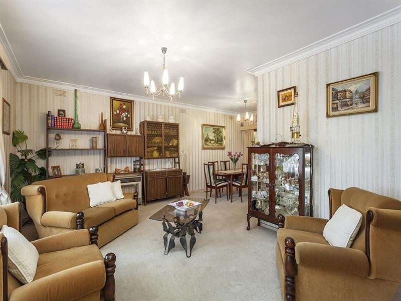 11 Philip Avenue, Doncaster VIC 3108