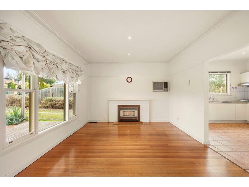 19 Farleigh Avenue, Burwood VIC 3125