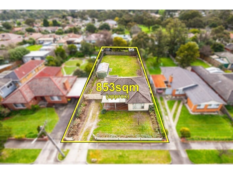 19 Farleigh Avenue, Burwood VIC 3125