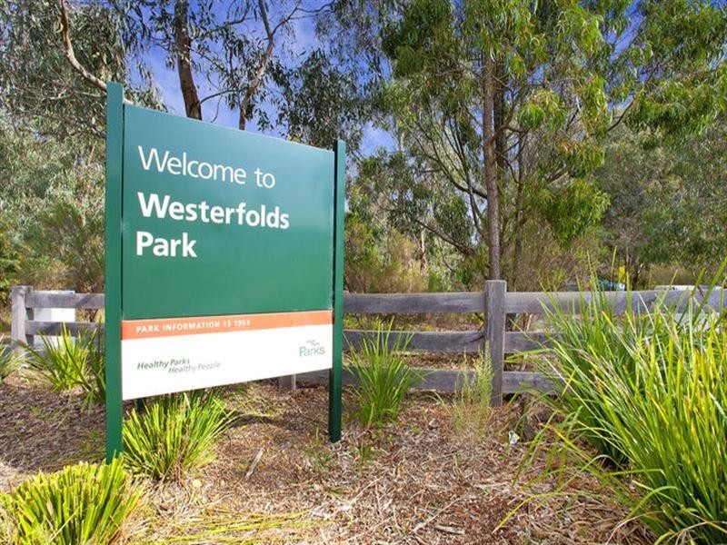 13 Hodgson Street, Templestowe Lower VIC 3107