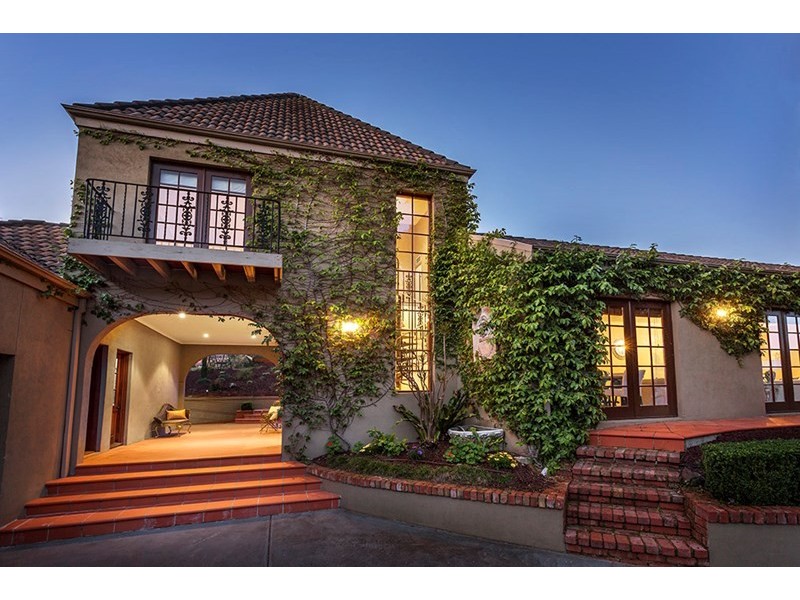 23 St Muir Drive, Warrandyte VIC 3113