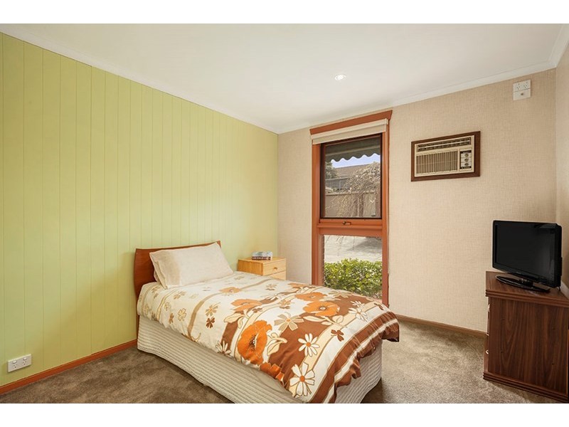 2/15 Wetherby Road, Doncaster VIC 3108