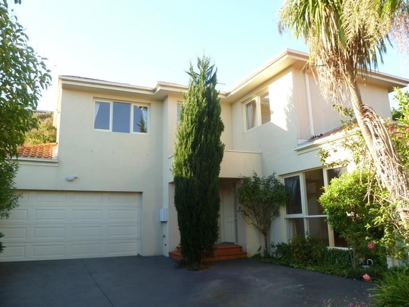 2/1 Morinda Crescent, Doncaster East VIC 3109