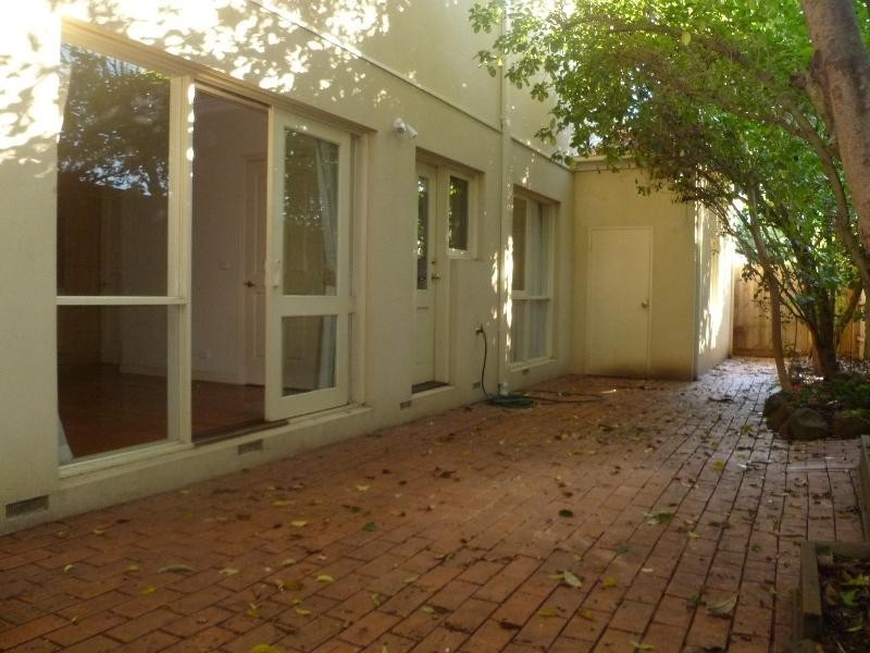 2/1 Morinda Crescent, Doncaster East VIC 3109