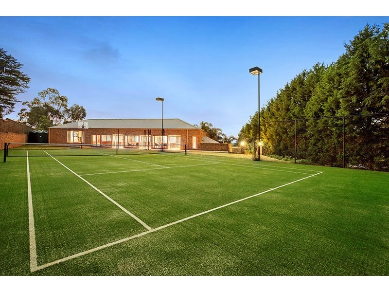 5 Swansfield Court, Warrandyte VIC 3113