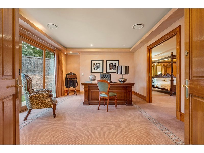 5 Swansfield Court, Warrandyte VIC 3113