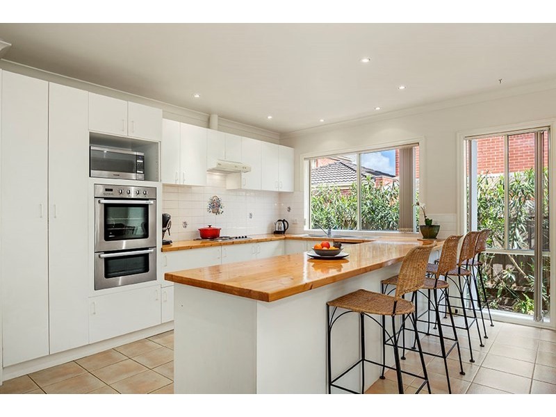 2/124 Mitcham Road, Donvale VIC 3111