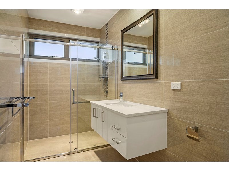 2/1 Katrina Street, Doncaster VIC 3108