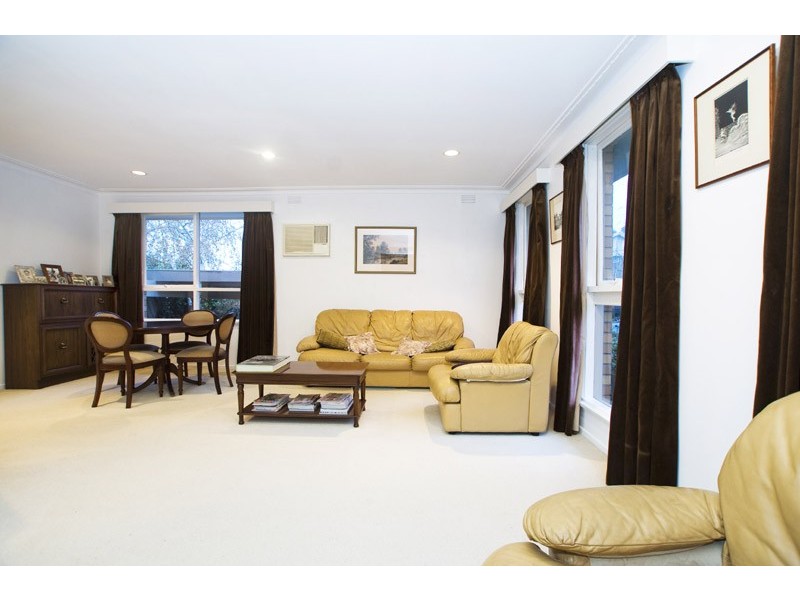 25 Hertford Road, Doncaster East VIC 3109