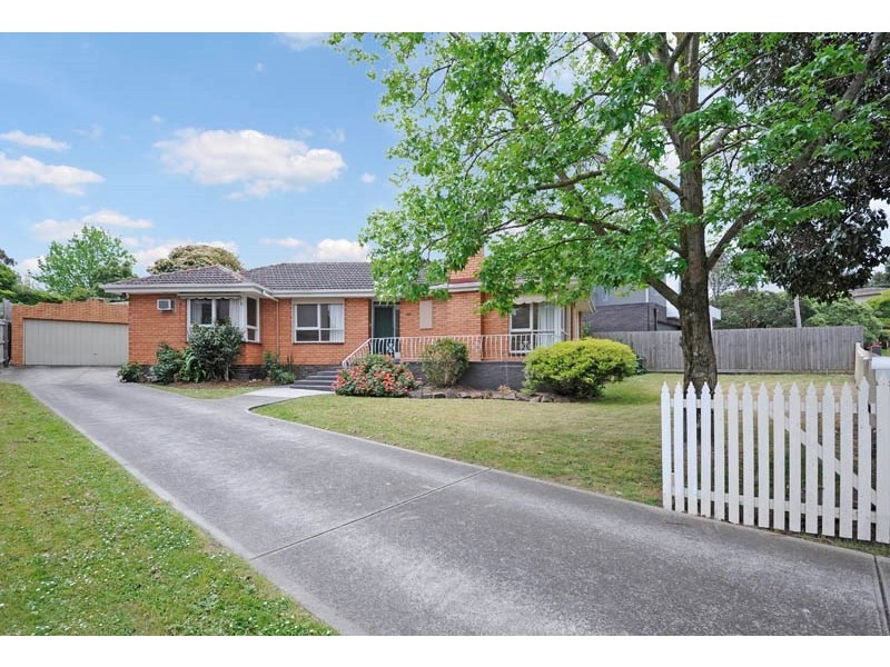 17 William Street, Donvale VIC 3111