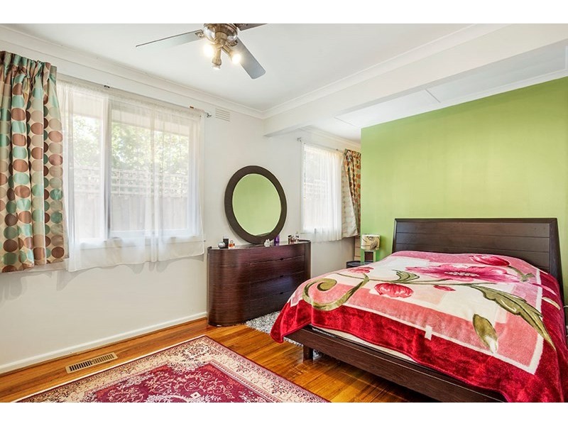 17 Alison Avenue, Bulleen VIC 3105