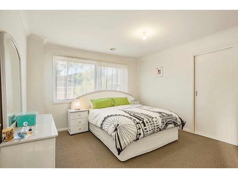 2/24 Boronia Grove, Doncaster East VIC 3109