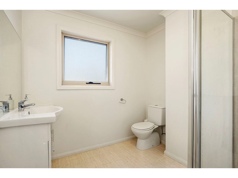 2/24 Boronia Grove, Doncaster East VIC 3109