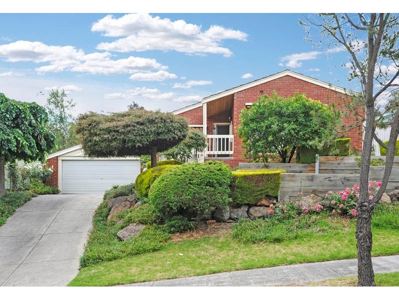 62 Newlands Crescent, Doncaster East VIC 3109