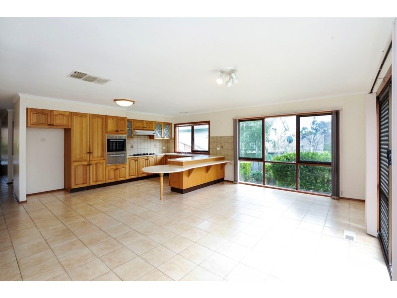 62 Newlands Crescent, Doncaster East VIC 3109