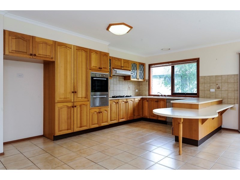62 Newlands Crescent, Doncaster East VIC 3109