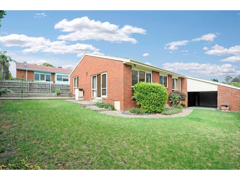 62 Newlands Crescent, Doncaster East VIC 3109