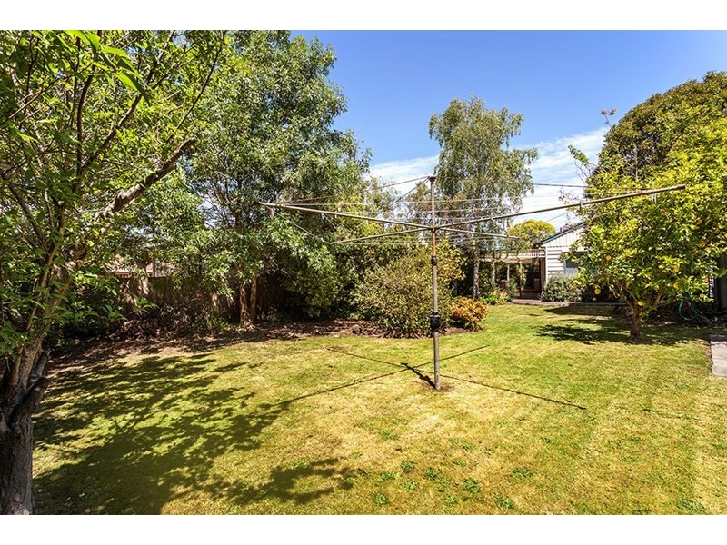 23 Patricia Road, Blackburn VIC 3130