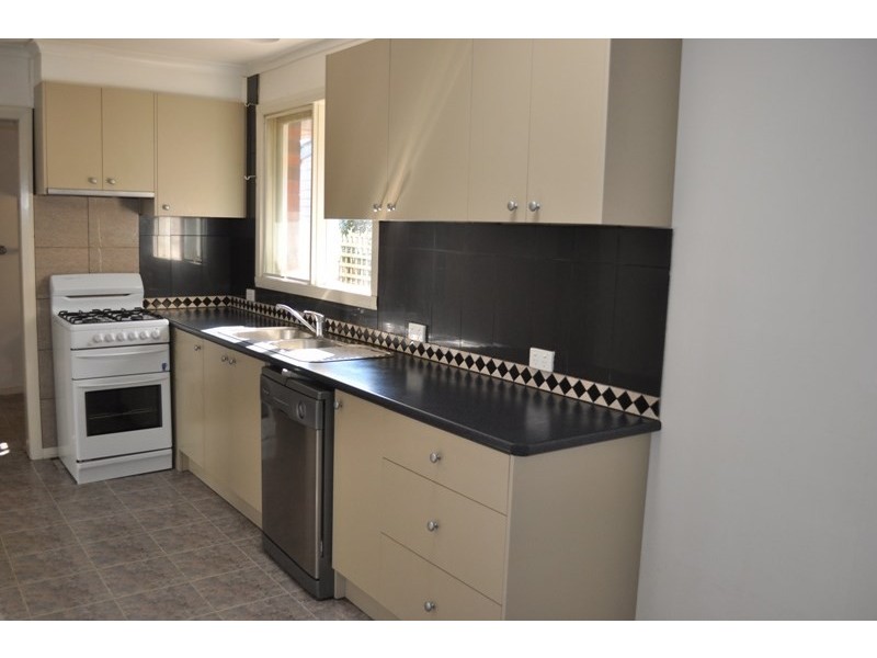 10 Peel Street, Mitcham VIC 3132