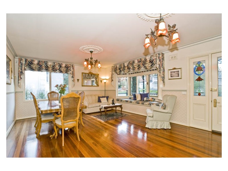 18 Schafter Drive, Doncaster East VIC 3109