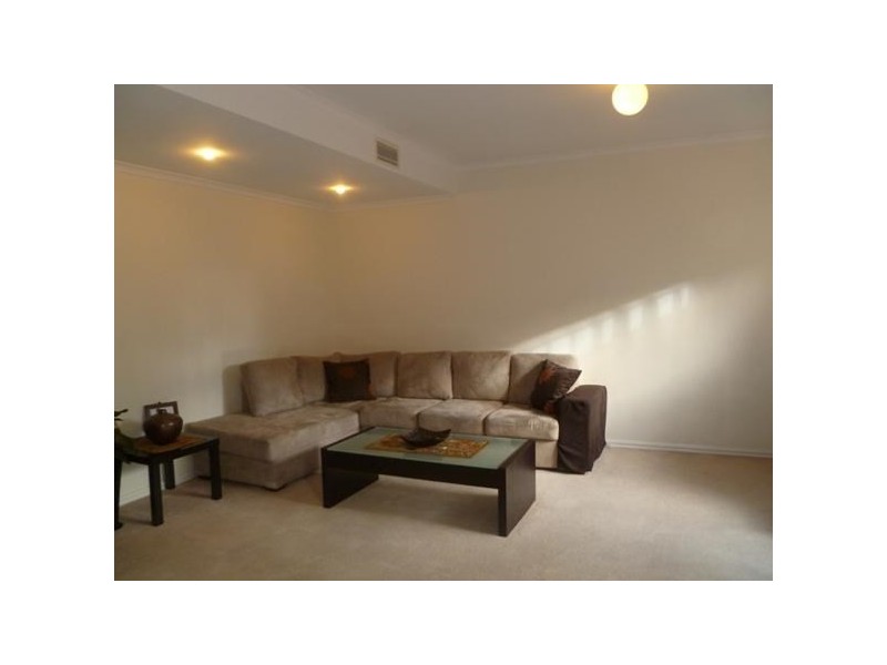 8/2A Bellevue Avenue, Doncaster East VIC 3109