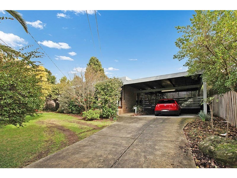 13 Belinda Crescent, Doncaster East VIC 3109