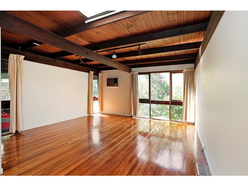 13 Belinda Crescent, Doncaster East VIC 3109