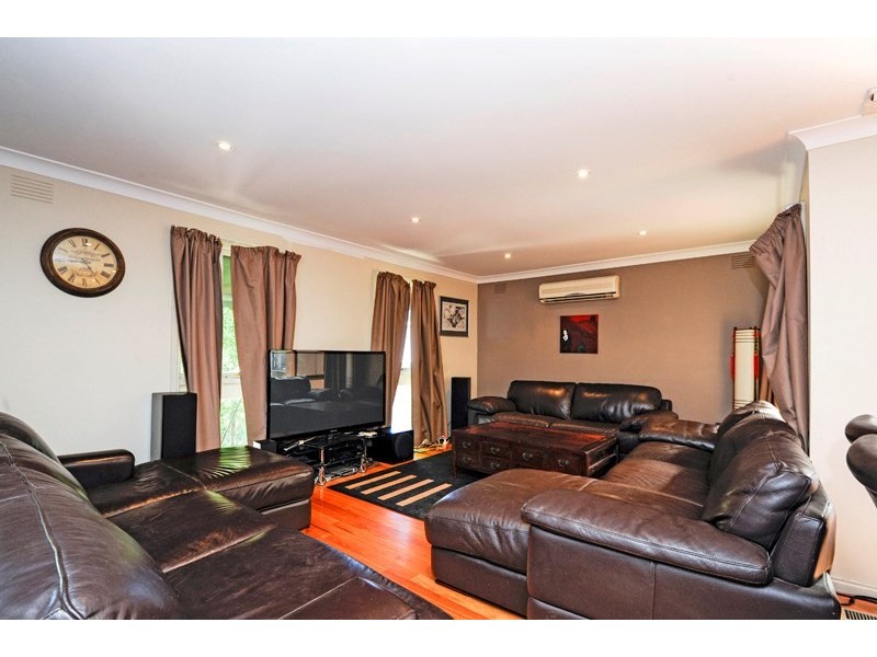 14 Snow Gum Road, Doncaster East VIC 3109