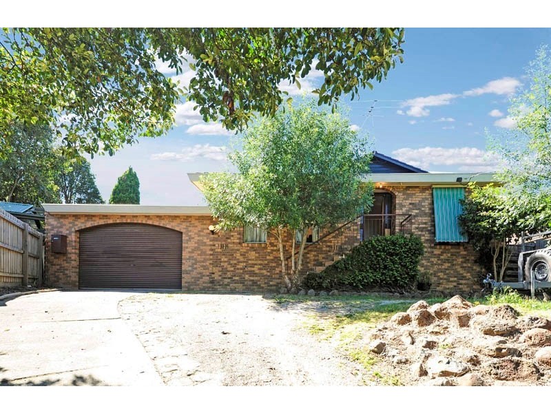 14 Snow Gum Road, Doncaster East VIC 3109